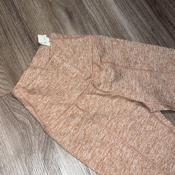 Aerie slit fronts legging - Picture 3 of 4